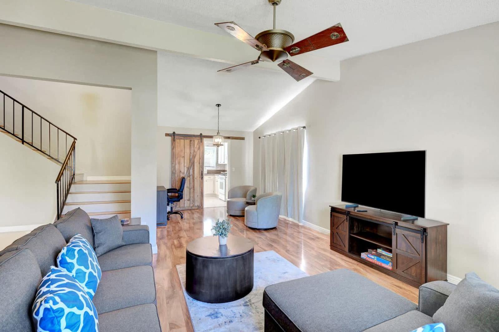 Bright Fun Spacious Home With Pool لاس فيغاس المظهر الخارجي الصورة