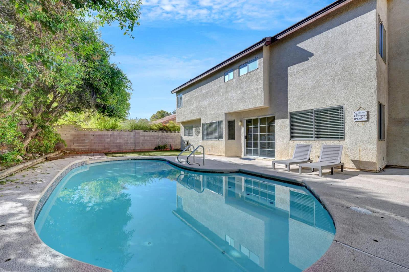 Bright Fun Spacious Home With Pool لاس فيغاس المظهر الخارجي الصورة